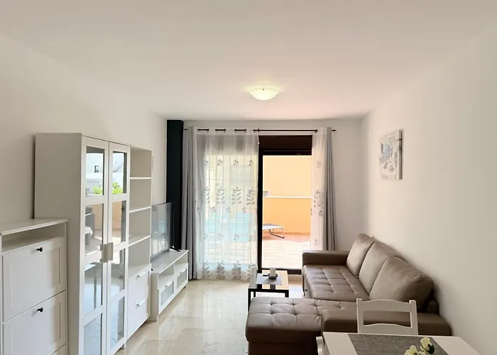 Lovely Apartment In Cala De Mijas Beach